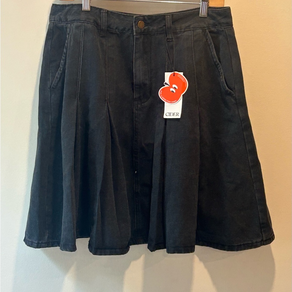 Cider Black Mini Skirt